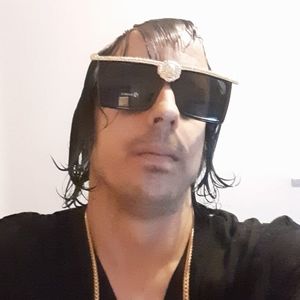 Meet your Posher, Tyler